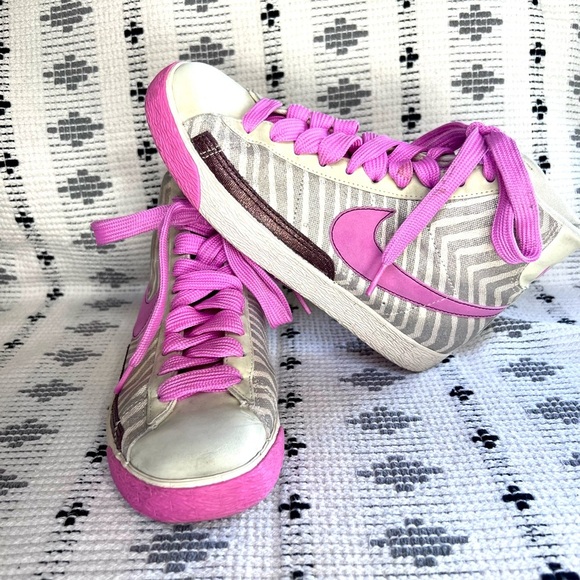 Nike Shoes - NIKE Blazer High Top Opal Rose Metallic Good, Women’s size 7